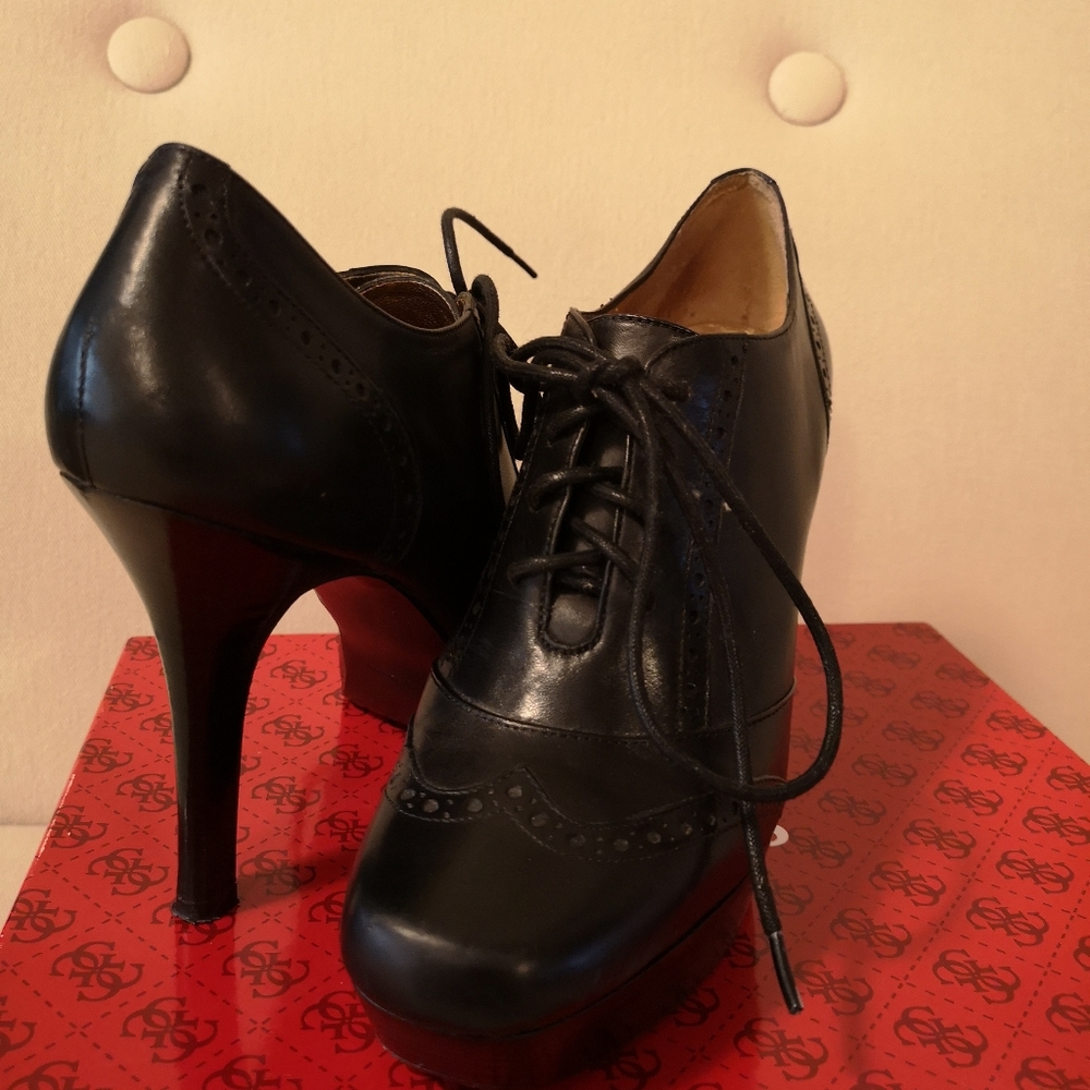 Guess black lace up platform shoes - Picture 3 of 14